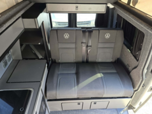 2019 Volkswagen Transporter 2.0 Tdi T28 Startline in White — image 4