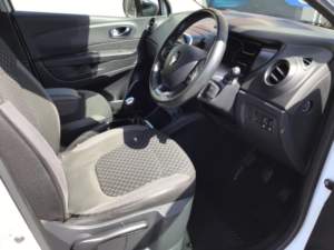 2018 Renault Captur 0.9 Tce Energy Dynamique S Nav Euro 6 (s/s) 5dr in White — image 2