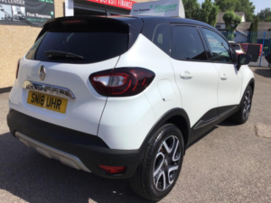 2018 Renault Captur 0.9 Tce Energy Dynamique S Nav Euro 6 (s/s) 5dr in White — image 3