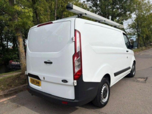 2018 Ford Transit Custom 2.0 Tdci 290 L1 H1 5dr in White — image 6