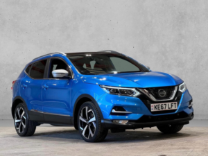 2017 Nissan Qashqai 1.2 Dig-T Tekna+ Xtron Euro 6 (s/s) 5dr in Blue — image 3