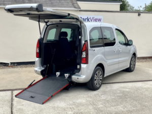 2019 Peugeot Partner Tepee 1.6 Bluehdie Active Automatic Horizon – Allied Mobility Conversion Wheelchair Adapted Wav in Silver — image 3