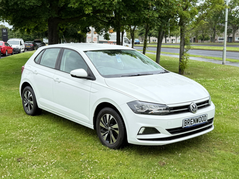 2018 Volkswagen Polo 1.0 Se Hatchback 5dr Petrol Manual Euro 6 (s/s) (65 Ps) in White — image 1