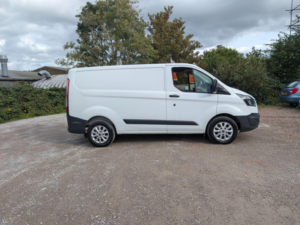 2018 Ford Transit Custom 2.0 Tdci 270 L1 H1 5dr in White — image 2