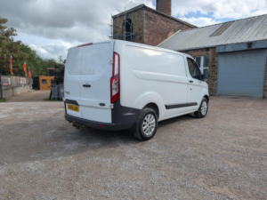 2018 Ford Transit Custom 2.0 Tdci 270 L1 H1 5dr in White — image 3