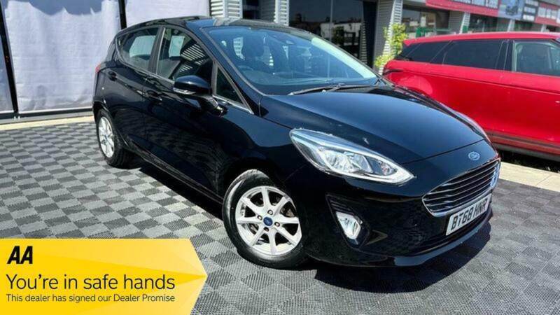 2018 Ford Fiesta 1.1 Ti-Vct Zetec Euro 6 (s/s) 5dr in Black — image 1