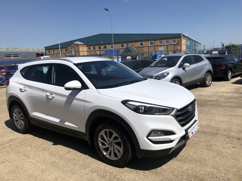2016 Hyundai Tucson 1.7 Tucson Se Nav 1.7 D 116ps Bd +fss in White — image 1