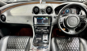 2016 Jaguar Xj 3.0d V6 Autobiography Auto Euro 6 (s/s) 4dr (lwb) in Black — image 6
