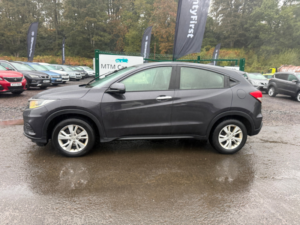 2019 Honda Hr-V 1.5 I-Vtec S SUV 5dr Petrol Manual Euro 6 (s/s) (130 Ps) in Black — image 3