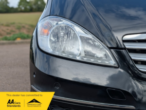 2012 Mercedes A Class A160 Cdi Avantgarde Se in Black — image 3