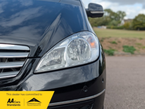 2012 Mercedes A Class A160 Cdi Avantgarde Se in Black — image 4