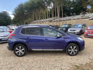 2015 Peugeot 2008 1.6 E-Hdi Allure in Blue — image 3