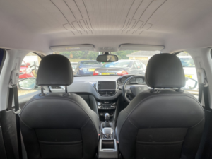 2015 Peugeot 2008 1.6 E-Hdi Allure in Blue — image 6