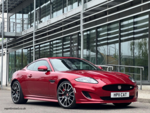 2014 Jaguar Xk 5.0 V8 Dynamic R in Red — image 3