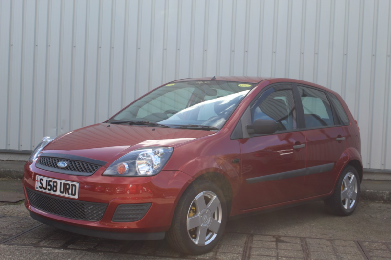 2008 Ford Fiesta 1.3 Style in Red — image 1