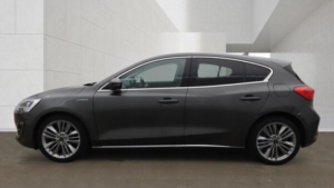 2019 Ford Focus 1.0t Ecoboost Vignale Euro 6 (s/s) 5dr in Grey — image 5