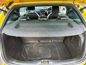 2011 Citroen Ds3 1.6 Thp Dsport Plus in Yellow — image 4