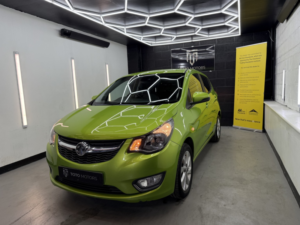 2015 Vauxhall Viva 1.0 I Sl in Green — image 4
