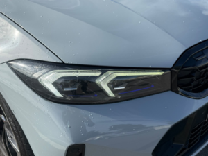 2023 BMW 3 Series 3.0 M340d Xdrive Touring in Grey — image 3