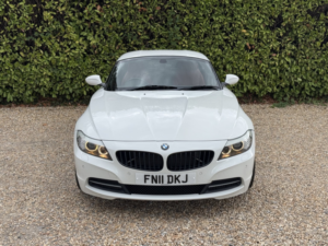 2011 BMW Z4 2.5 Z4 Sdrive23i Highline Edition in White — image 5