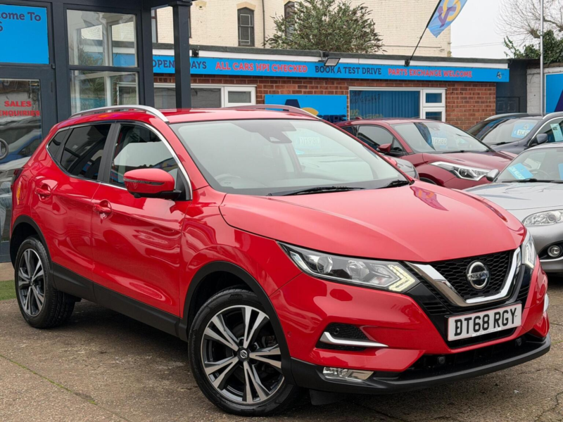 2019 Nissan Qashqai 1.5 Dci N-Connecta Euro 6 (s/s) 5dr in Red — image 1