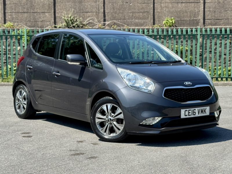 2016 Kia Venga 1.6 3 in Silver — image 1