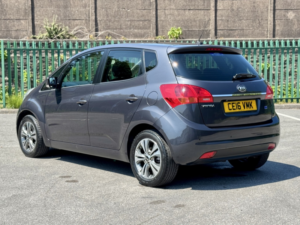 2016 Kia Venga 1.6 3 in Silver — image 2