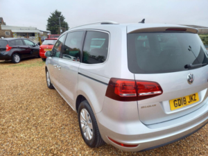 2018 Volkswagen Sharan 2.0 Tdi Se Nav DSG Euro 6 (s/s) 5dr in Silver — image 5