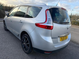2013 Renault Grand Scenic 1.5 Dci Dynamique Tomtom Edc Euro 5 5dr in Silver — image 4