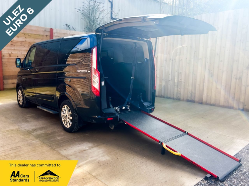 2018 Ford Tourneo Custom 6 SEAT Wheelchair Accessible Disabled Access Vehicle Wav in Black — image 1