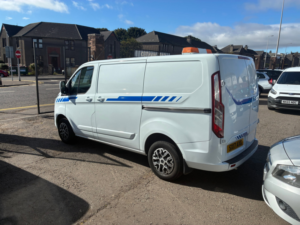 2017 Ford Transit Custom 2.0 Tdci 270 Trend Panel Van 5dr Diesel Manual L1 H1 (157 G/km, 128 Bhp) in White — image 5
