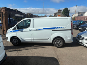 2017 Ford Transit Custom 2.0 Tdci 270 Trend Panel Van 5dr Diesel Manual L1 H1 (157 G/km, 128 Bhp) in White — image 6