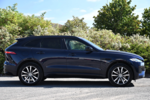 2023 Jaguar F-Pace 2.0 D200 Mhev R-Dynamic Se Black SUV 5dr Diesel Auto AWD Euro 6 (s/s) (204 Ps) in Blue — image 2