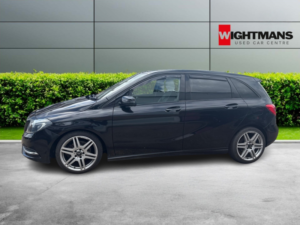 2013 Mercedes-Benz B Class 1.8 B180 Cdi Blueefficiency Sport in Black — image 4