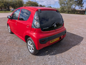 2013 Citroen C1 1.0i Vtr+ Euro 5 5dr in Red — image 2