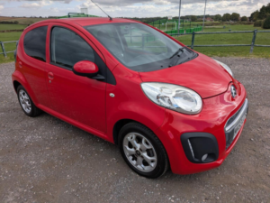 2013 Citroen C1 1.0i Vtr+ Euro 5 5dr in Red — image 5