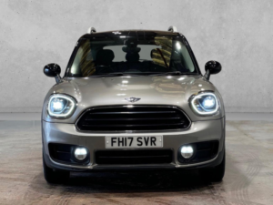2017 MINI Countryman 2.0 Cooper D Euro 6 (s/s) 5dr in Silver — image 2