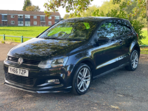2016 Volkswagen Polo 1.0 Tsi Bluemotion Tech R-Line Euro 6 (s/s) 3dr in Black — image 3