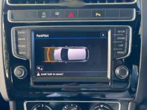 2016 Volkswagen Polo 1.0 Tsi Bluemotion Tech R-Line Euro 6 (s/s) 3dr in Black — image 4