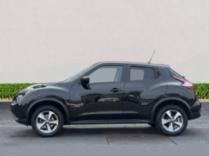 2019 Nissan Juke 1.6 Acenta SUV 5dr Petrol Manual Euro 6 (112 Ps) in Black — image 4