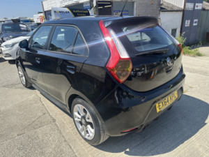 2014 MG Mg3 1.5 Vti-Tech 3form Sport in Black — image 5