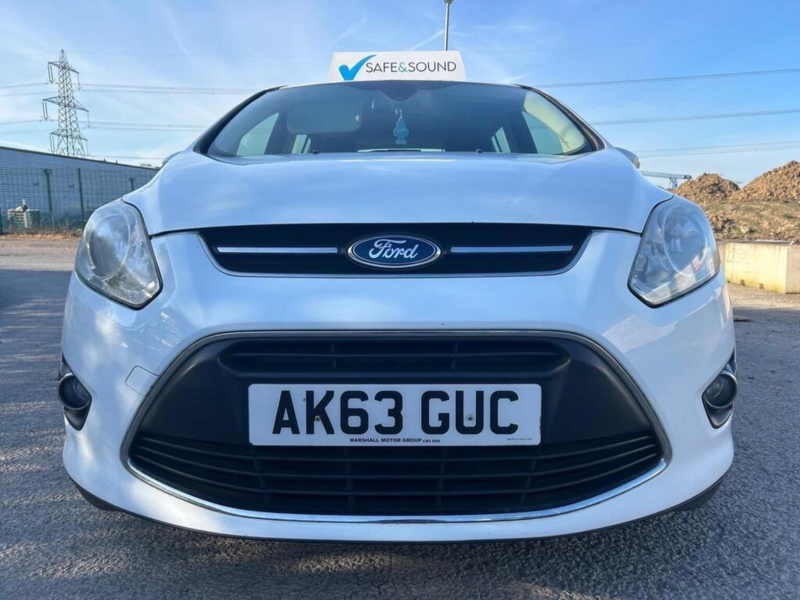 2014 Ford Grand C-Max 2.0 Tdci Zetec Powershift Euro 5 5dr in White — image 1