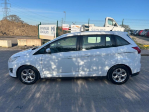 2014 Ford Grand C-Max 2.0 Tdci Zetec Powershift Euro 5 5dr in White — image 5