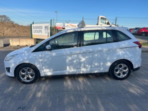 2014 Ford Grand C-Max 2.0 Tdci Zetec Powershift Euro 5 5dr in White — image 6