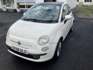2009 Fiat 500 1.2 500 1.2 Lounge (start Stop) in White — image 5