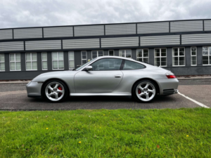 2002 Porsche 911 3.6 911 Carrera 4s 4WD 2dr in Silver — image 2