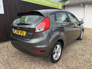 2016 Ford Fiesta 1.3 Zetec in Grey — image 6
