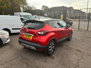 2018 Renault Captur 0.9 Tce Energy Signature X Nav SUV 5dr Petrol Manual Euro 6 (s/s) (90 Ps) in Red — image 3