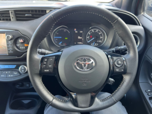 2020 Toyota Yaris 1.5 Vvt-H Excel Hatchback 5dr Petrol Hybrid E-CVT Euro 6 (s/s) (100 Ps) in Red — image 6