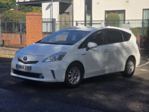 2014 Toyota Prius+ 1.8 Vvt-H Icon MPV 5dr Petrol Hybrid CVT Euro 5 (s/s) (136 Ps) in White — image 3